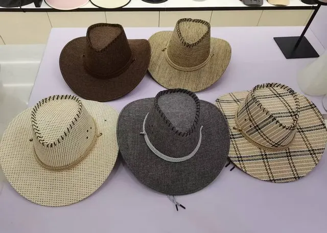 Sombrero de exterior con bordes grandes., modelo 143743
