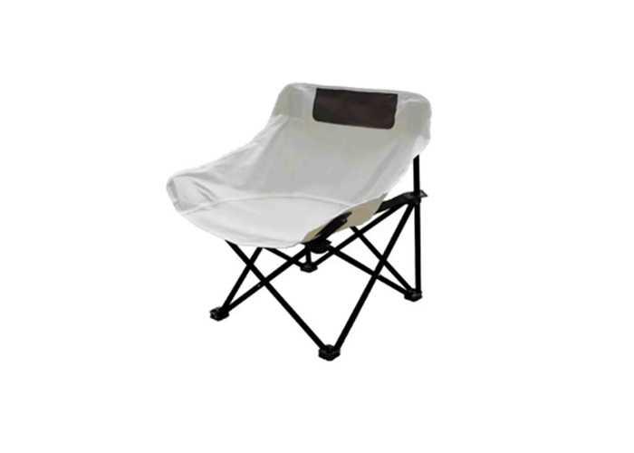 Silla, 68 × 37 × 44 cm, 70 × 16 × 16 cm, color blanco