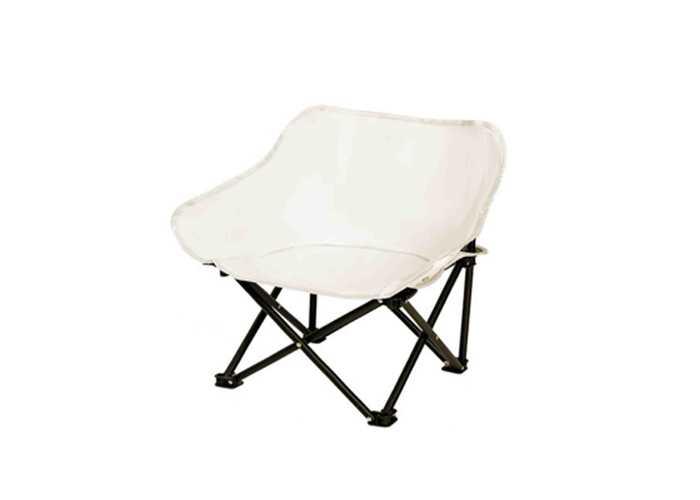 Silla, color blanco, modelo 120180