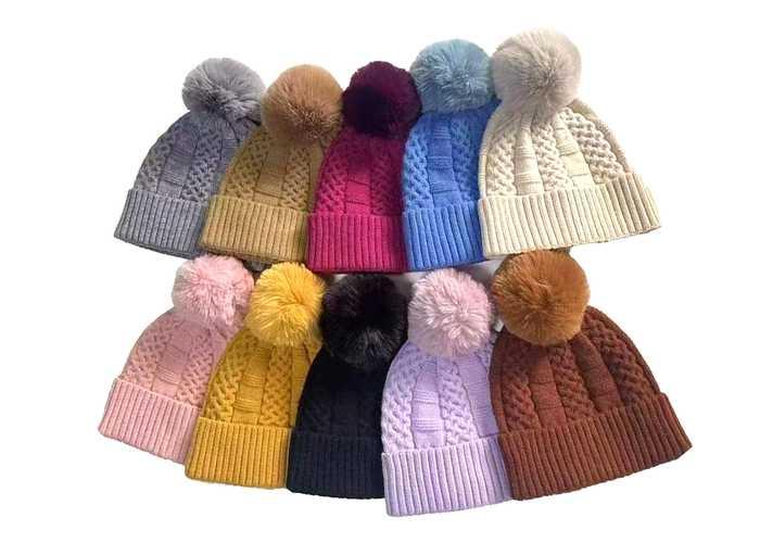 Gorro tejido, modelo 130408