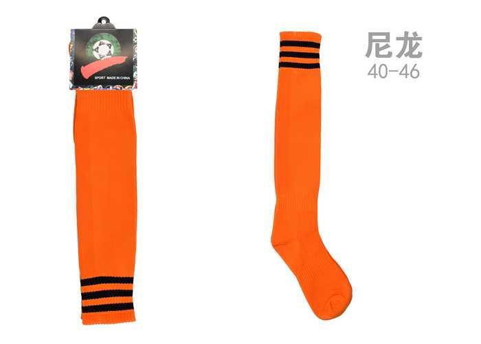 Calcetines deportivos, colores negro y naranja